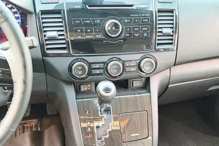 Used Mazda Mazda 8 2015 2.5L Ultimate Edition
