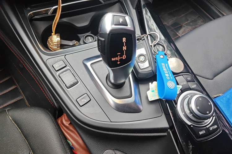 TDK.VehicleDetails.img