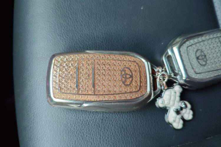 Used Toyota C-HR 2021 2.0L Luxury Edition
