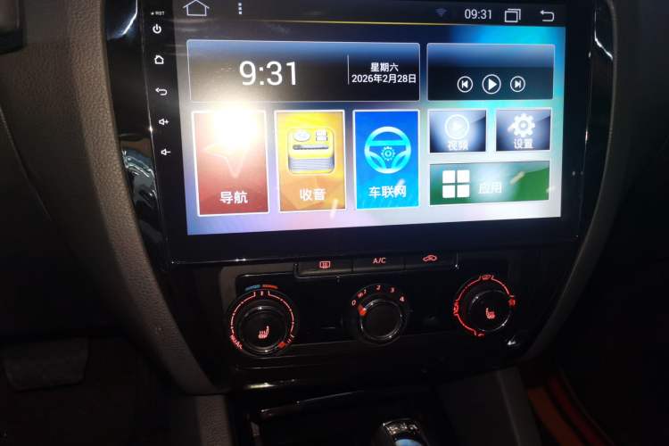 Used Volkswagen Sagitar 2017 180TSI Automatic Luxury Edition
