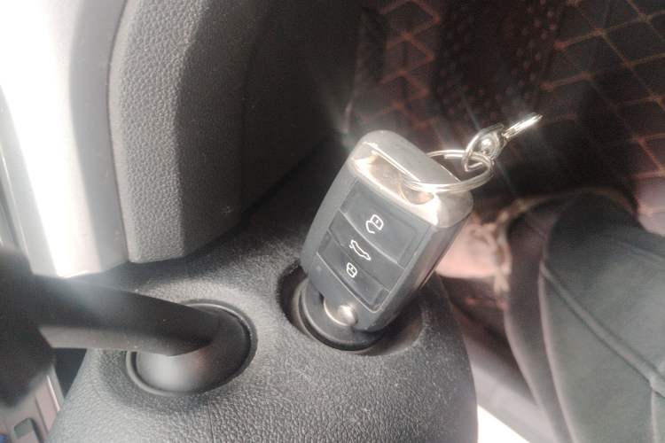 Used Volkswagen Lamando 2021 230TSI DSG Fashion Edition
