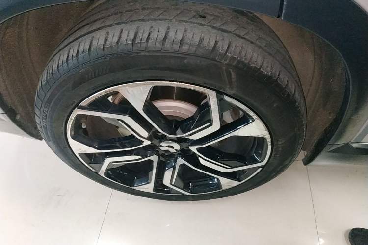 Used Nio ES8 2020 580 km Range Signature Edition Six-Seater Version
