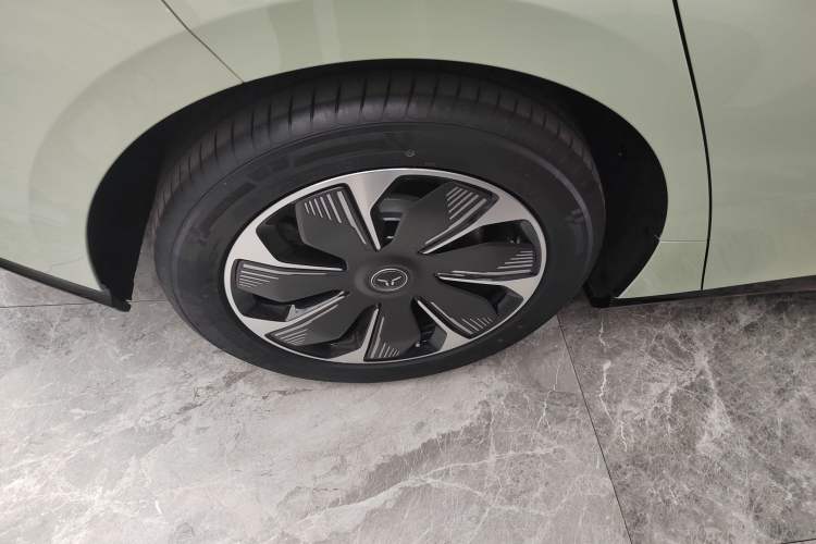 Used Hongqi Tiangong 05 2025 550 Smart Selection
