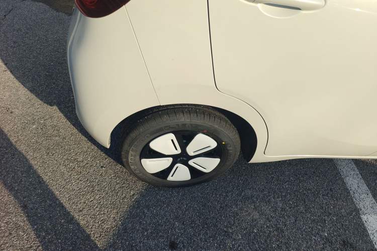 Used Wuling Hongguang MINIEV 2025 Four-Door Version Advanced Edition
