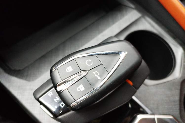 Used Changan UNI-V 2022 1.5T Prestige Version
