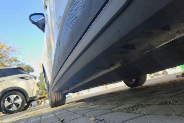 Used MG 4 EV 2023 415 km Range Sea-Faring Champion Edition
