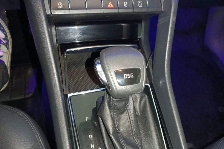 Used Skoda Kodiaq 2018 Facelifted TSI330 5-Seater Two-Wheel-Drive Comfort Edition
