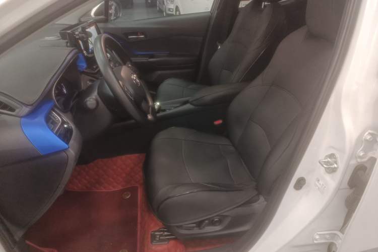 Used Toyota C-HR 2023 2.0L Leading Edition
