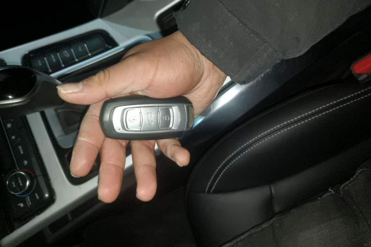 Used Geely Auto Emgrand X7 Sport 2016 1.8TD Automatic Smart Model
