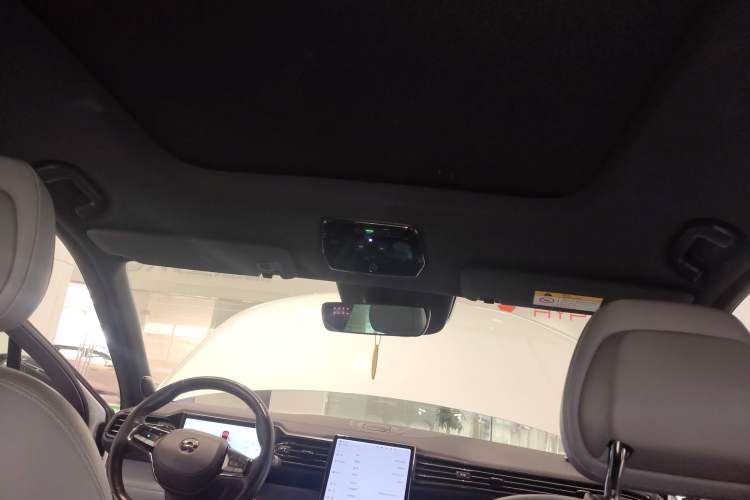 Used Nio ES8 2020 450 km Range 6-Seater Version