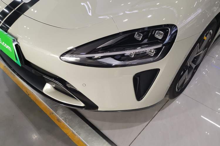 Used  SU7 2024 Four-Wheel Drive Ultra-Long Range Advanced Intelligent Driving Max Edition