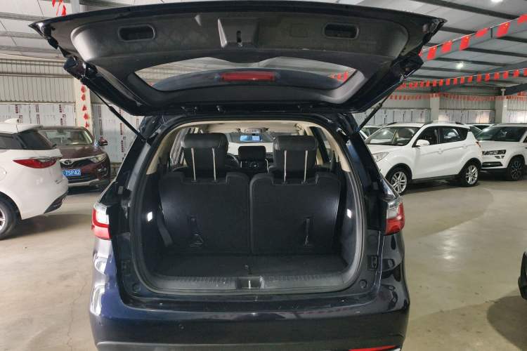 Used BYD Song MAX 2017 1.5T Automatic Smart Connect Elite 7-Seater
