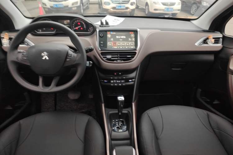 Used Peugeot 2008 2014 1.6L Automatic Fashion Edition