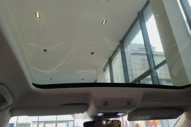 Used Volkswagen ID.6 CROZZ 2022 Long-Range Lite PRO Edition