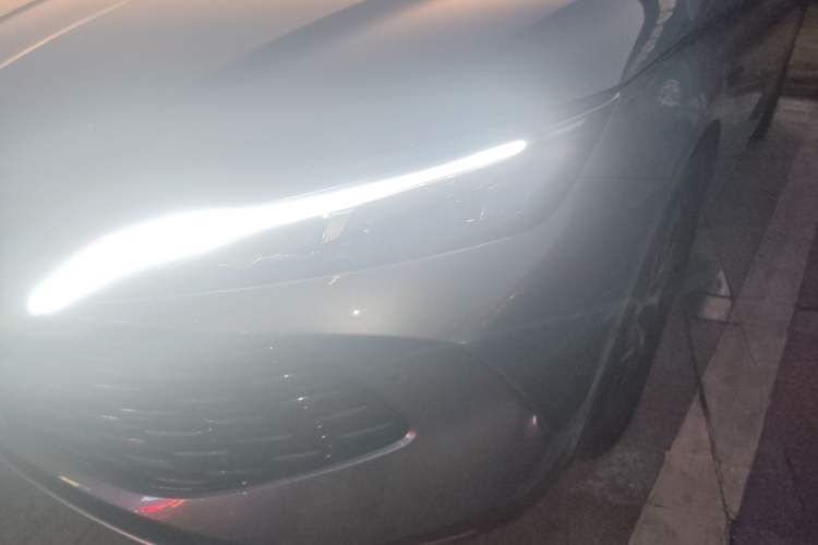 Used BYD Qin L 2025 DM-i Smart Drive 120KM Leading Model
