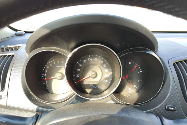 Used Kia Forte 2014 1.6L MT GL