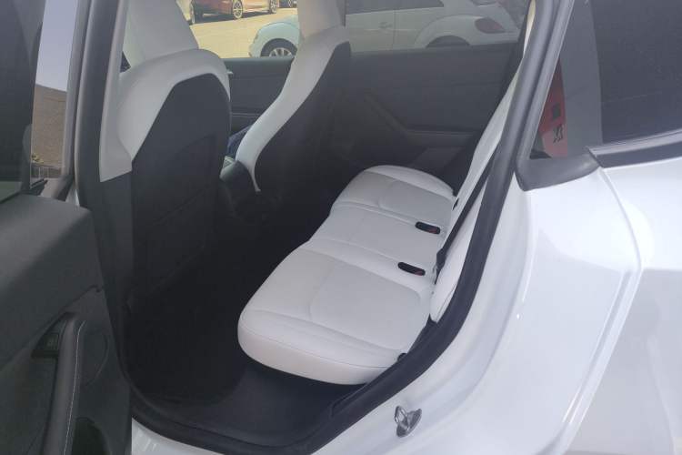 Used Tesla Model Y 2024 Rear-Wheel-Drive Version
