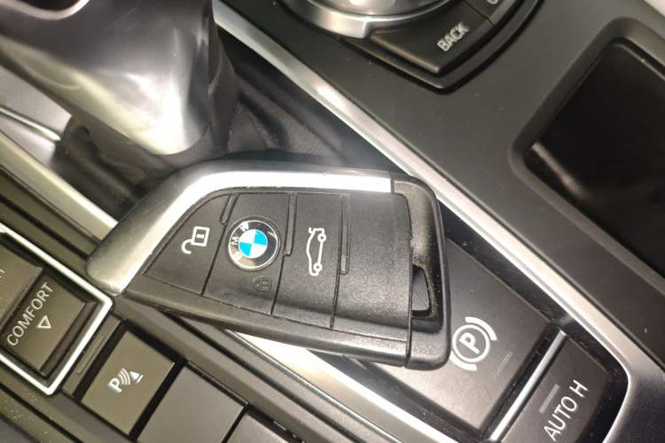 Used BMW X5 2017 xDrive35i Standard Model U.S. Specification