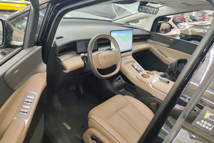 Used XPeng X9 2025 650 Long-Range Max