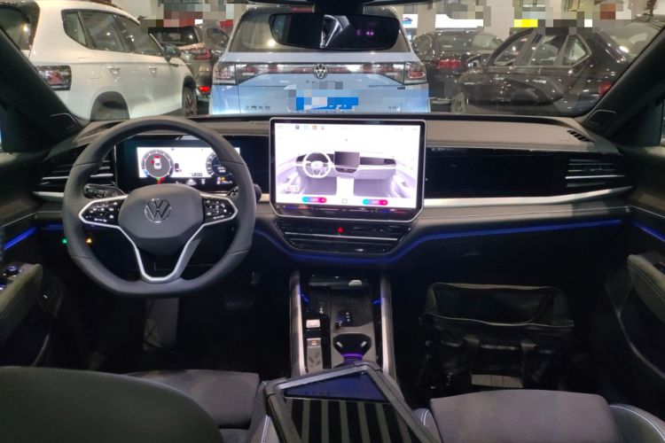 Used Volkswagen Passat 2025 Pro 380TSI Starry Dragon Luxury Edition
