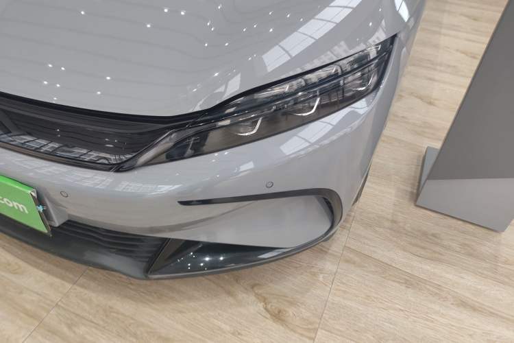 Used BYD Han 2025 EV with 701 km of Laser Radar-Enabled Intelligent Driving