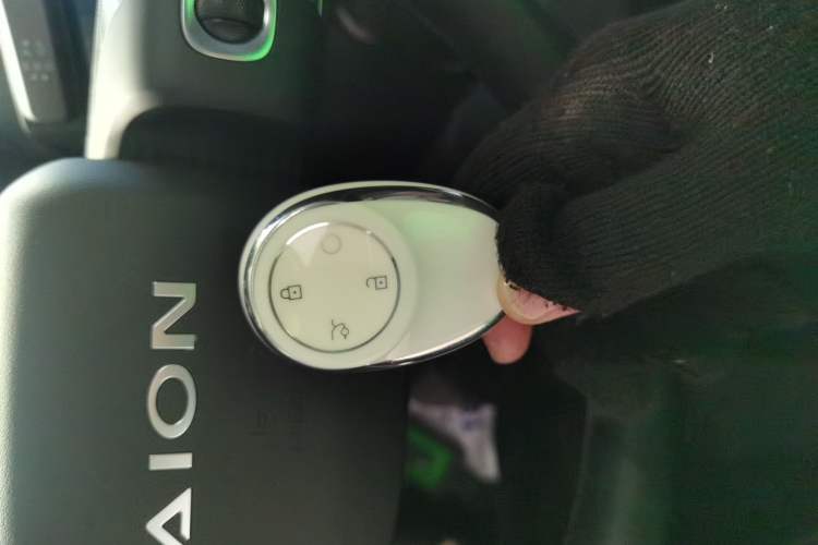 Used AION UT 2025 330 Starlight Edition
