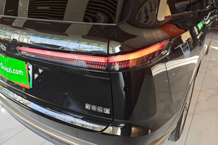 Used ONVO Luxeed L90 
