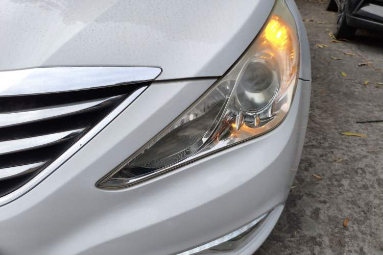Used Hyundai Sonata 2014 2.0L Automatic Luxury Edition
