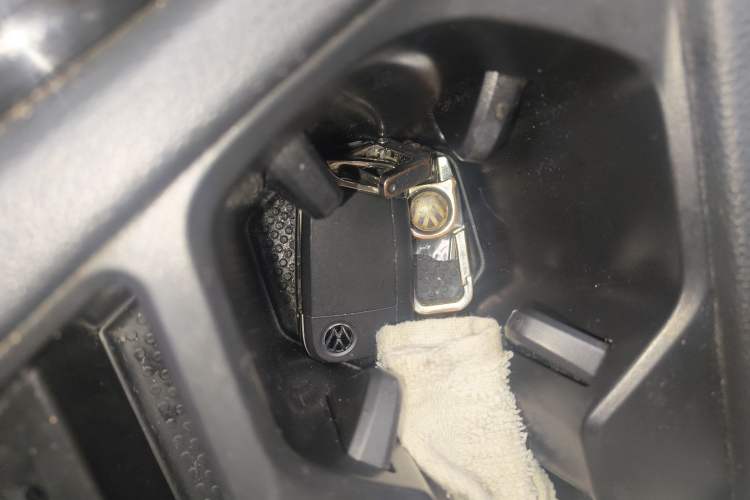 Used Volkswagen Tiguan L 2021 330TSI Automatic Two-Wheel Drive R-Line Enhanced Edition
