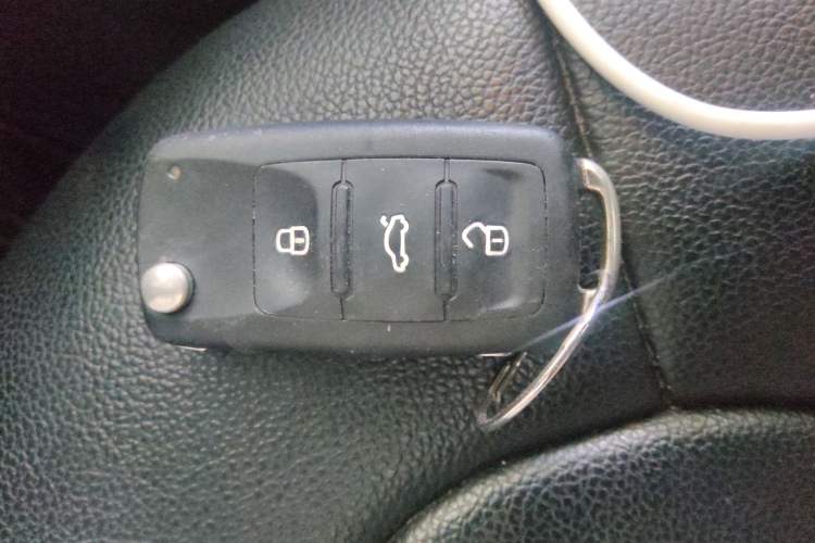 Used Volkswagen Santana 2013 1.6L Automatic Comfort Edition
