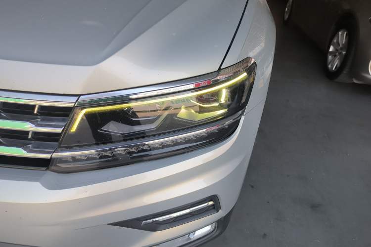 Used Volkswagen Tiguan L 2017 380TSI Automatic All-Wheel-Drive Luxury Edition