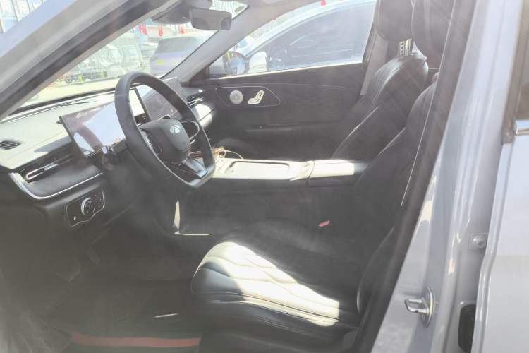 Used Chery Fengyun A8L 2025 1.5 TGDI 145 km Luxury Version
