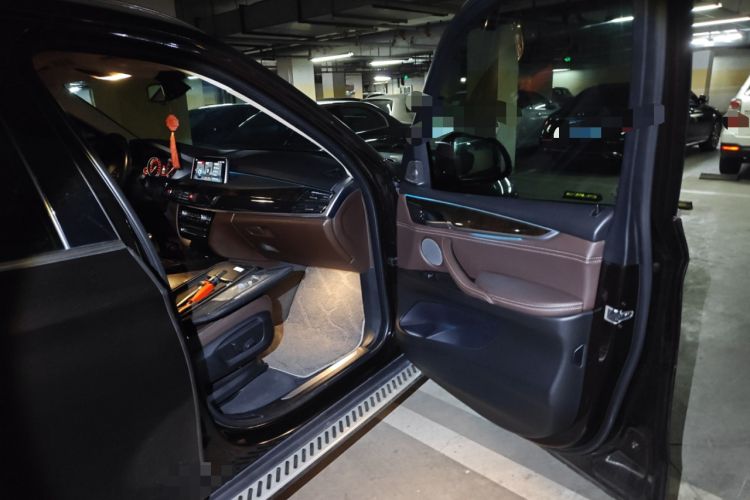 Used BMW X5 2018 xDrive28i
