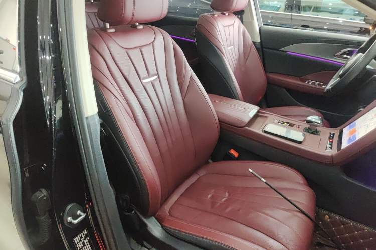 Used Hongqi H5 2023 2.0T Automatic Smart Connect Flagship Edition
