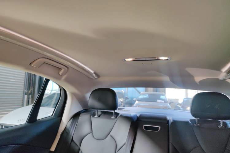 Used Hongqi E-QM5 2023 620km PLUS
