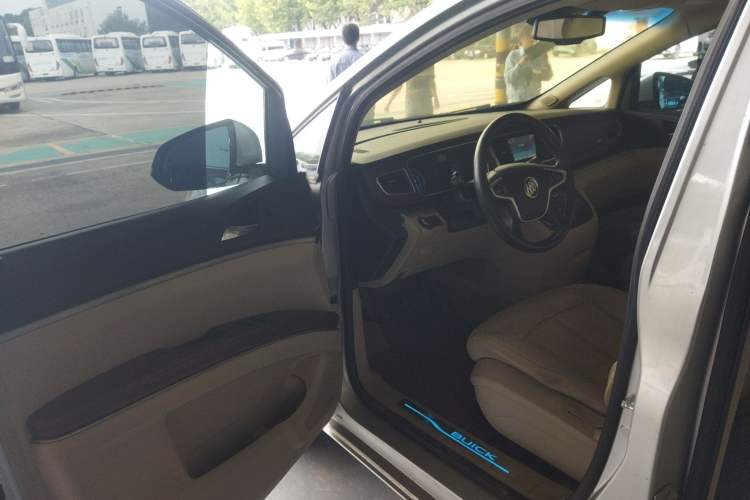 Used Buick GL8 2014 3.0L XT Luxury Business Flagship Edition
