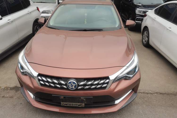 Used Venucia D60 2018 1.6L CVT Smart Connect Elite Edition
