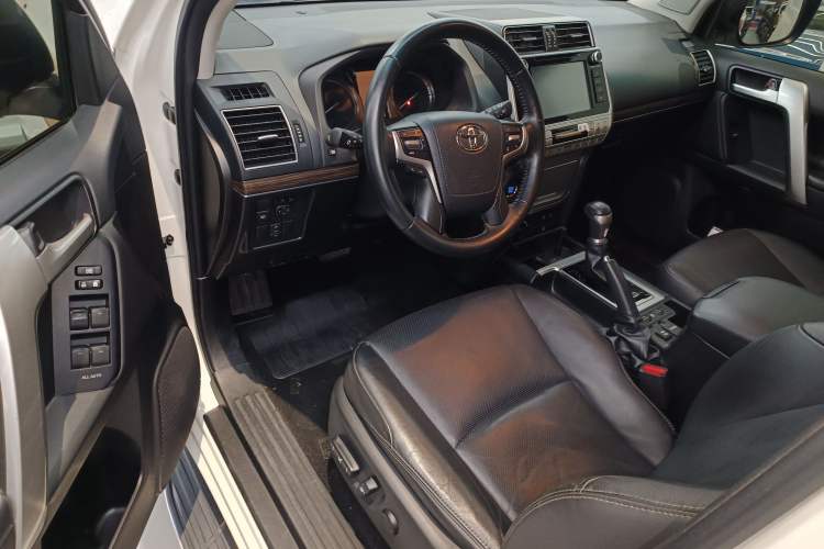 Used Toyota Prado 2019 3.5L Automatic TX-L Deluxe Edition with Rear-Mounted Spare Tire
