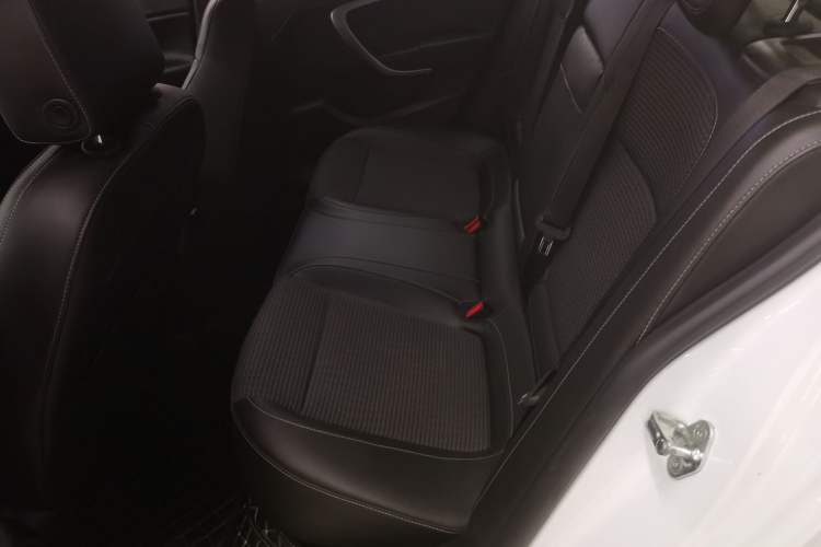 Used Buick Regal 2015 1.6T Leading Technology Model
