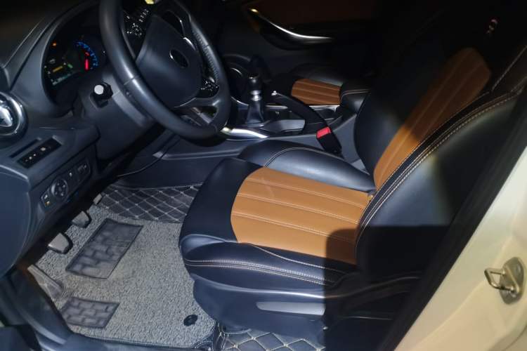 Used BYD Song 2016 GaiShi Edition 1.5TI Manual Elite Model
