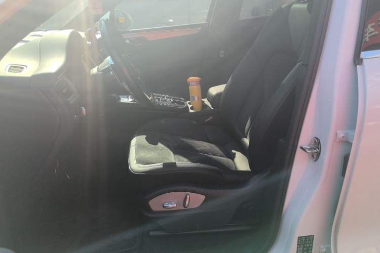 Used Porsche Macan 2017 Macan 2.0T
