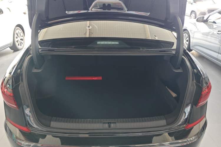 Used Volkswagen Passat 2024 330TSI Elite Edition
