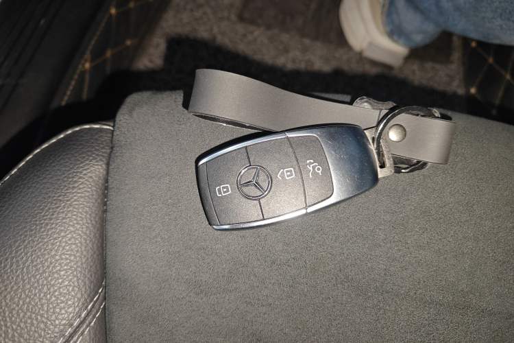 Used Mercedes-Benz A-Class 2022 Revised Version A 200 L Sport Sedan Fashionable Style
