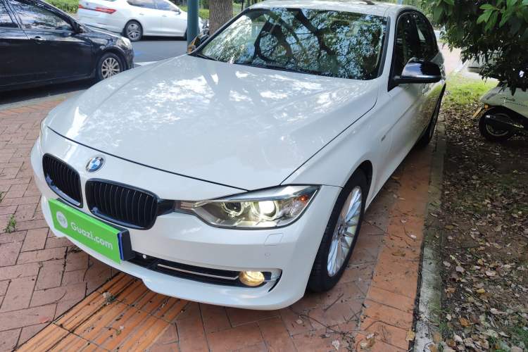 Used BMW 3 Series 2015 320Li Luxury Design Package Premium Edition
