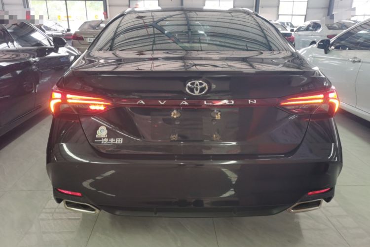 Used Toyota Avalon 2019 2.0L Luxury Edition China VI Standard
