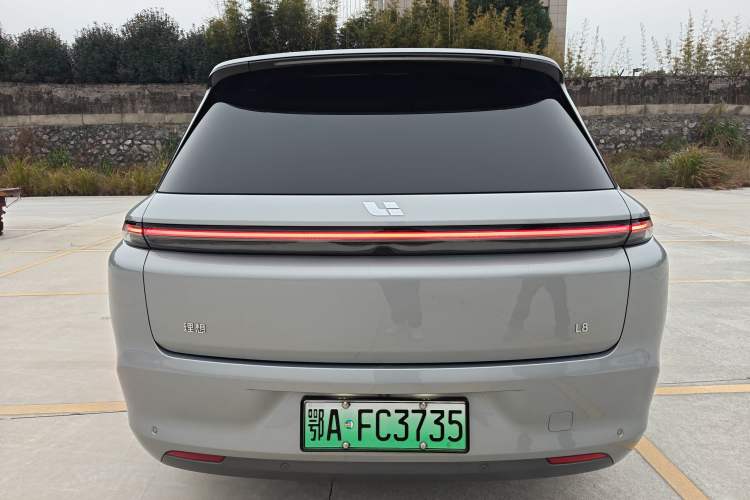 Used Li Auto L8 2023 Pro Model

