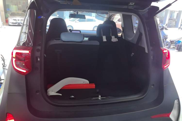 Used Chery Little Ant 2022 Sweet Pink Edition Half-Sugar Version Lithium Iron Phosphate 30 kW 301 km
