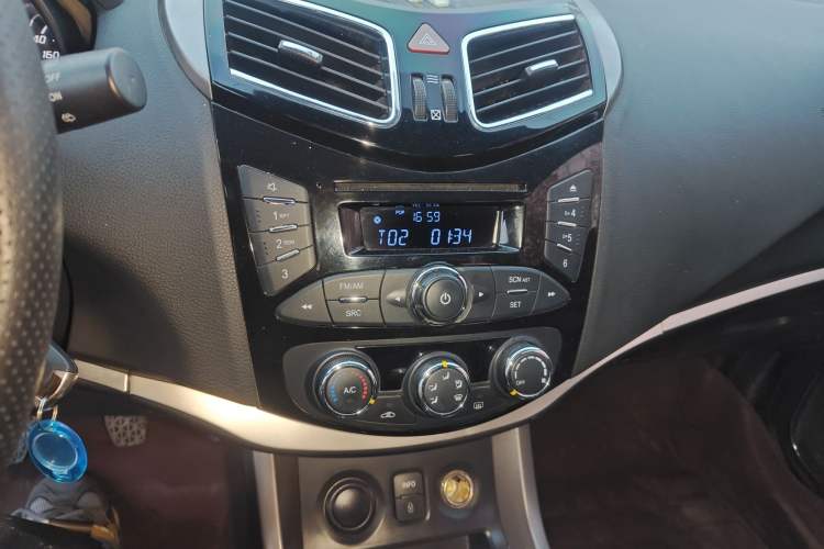 Used Haima S5 2015 1.6L Manual Comfort Model
