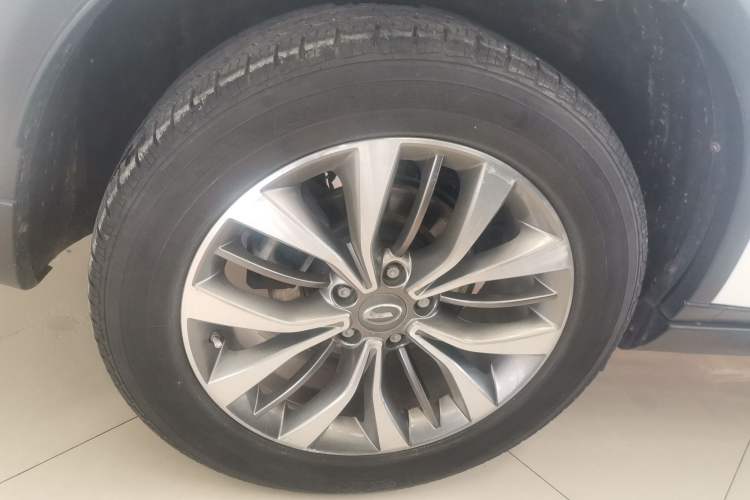 Used GAC Trumpchi GS8 2017 320T Two-Wheel Drive Luxury Smart Connectivity Version (7 Seats)
