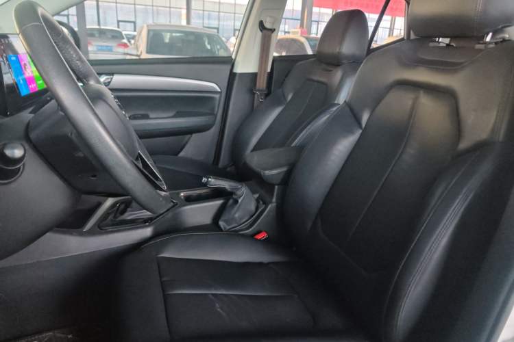 Used Soueast DX5 2019 1.5L Manual Luxury Version